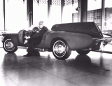 [thumbnail of 195x Virgil Exner Concept Car Rr Qtr BW.jpg]